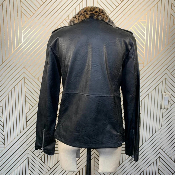 Levi's Faux Leather Faux Fur Collared Moto Jacket - Picture 8 of 12